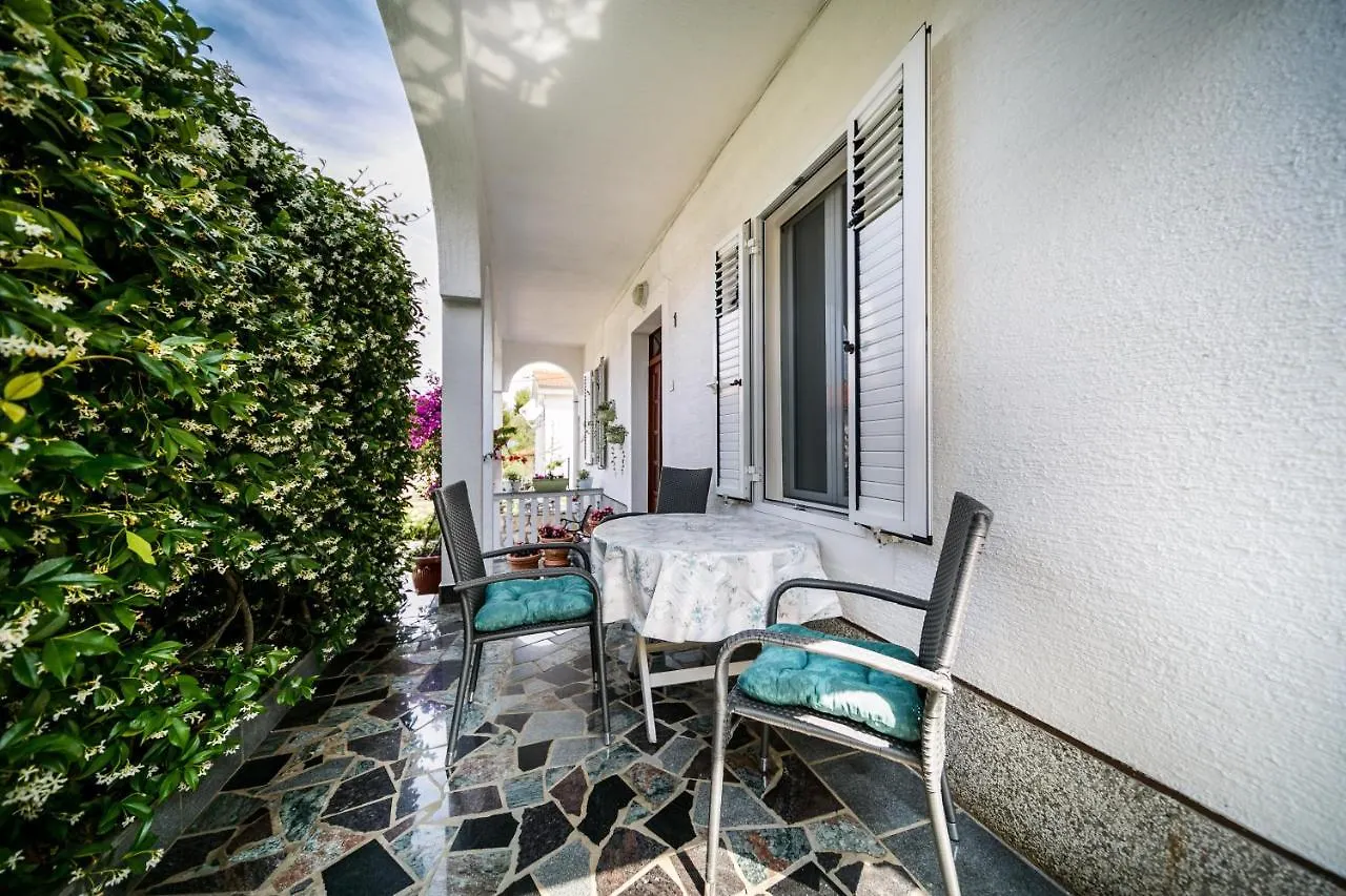 Apartment Near The Sea Judita Malinska 0*,